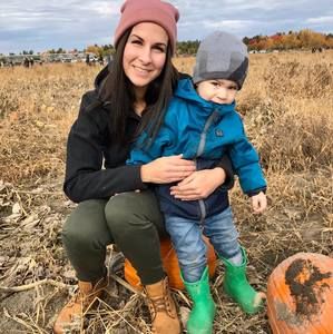 Meet your Posher, Clara-pier